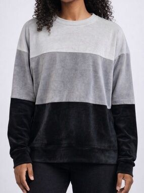 Colorblock Long-Sleeve Top Black & Gray